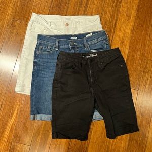 ☀️ Get SUMMER ready!      Bundle of Bermuda Long Shorts Size 4 EUC